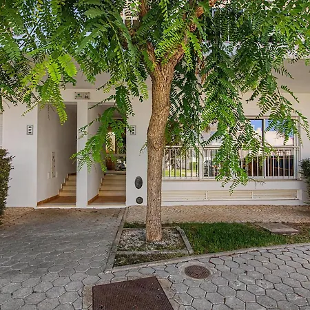 Luminoso T2 Em Piscina Casa de Férias Cabacos