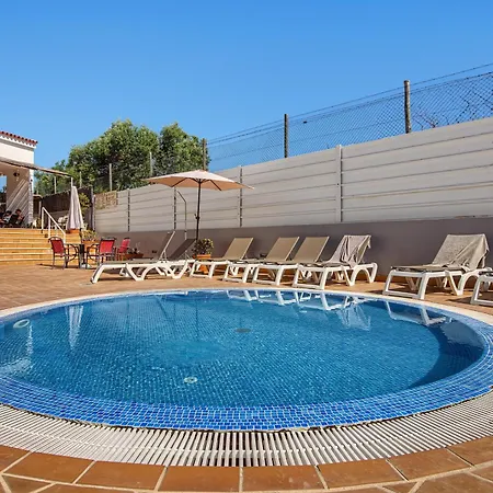 Luminoso T2 Em Piscina * Cabacos